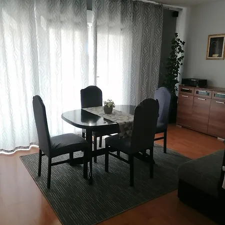 Katarina 2 Apartman *