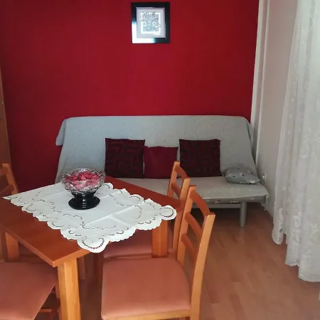 Katarina 2 * Makarska