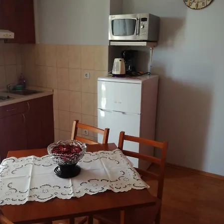Katarina 2 Apartment