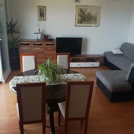 Katarina 2 Appartement Makarska