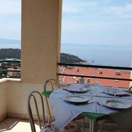 Katarina 2 Appartement Makarska