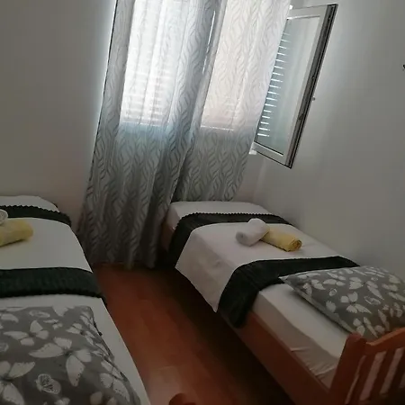 Apartment Katarina 2 Makarska